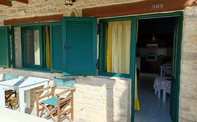 Apartments And Studios Xenophon